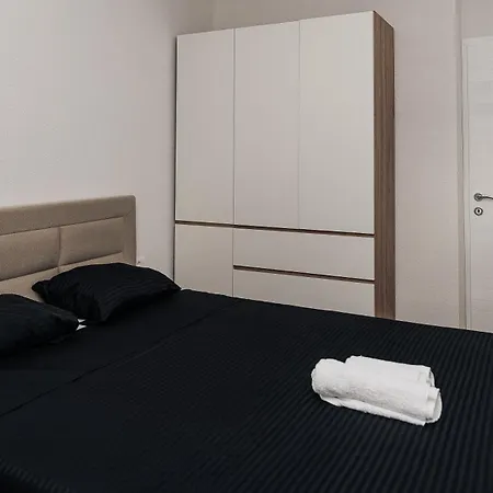 Cozy Retreat Apartment